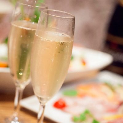 2種の「単品飲み放題」あり！お酒好きの方も大満足の内容です！ | 全席個室 びすとろ家 橋本駅前店