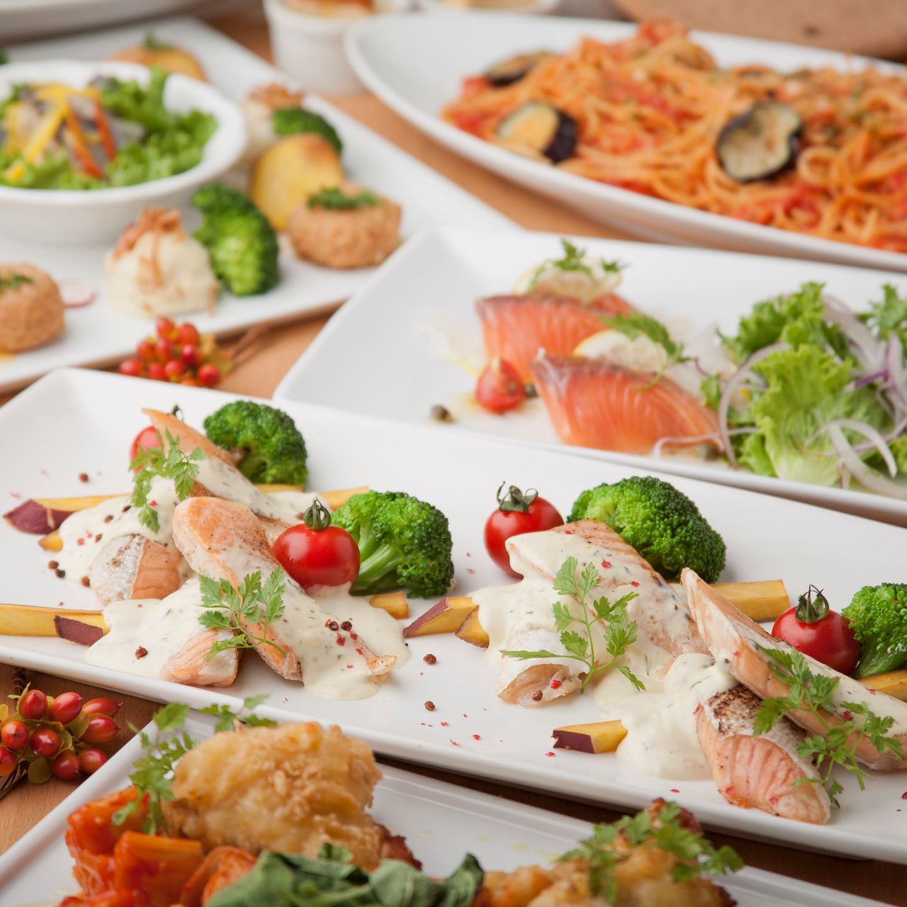 様々なクーポンをご用意しております 色々な宴会にご利用ください びすとろ家蒲田 公式 全席個室 びすとろ家 蒲田店